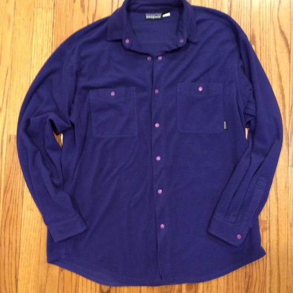 Patagonia Lightweight Fleece Button Down Shirt - Picture 1 of 6